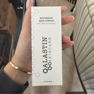 Alastin Skincare Restorative Neck Complex - White